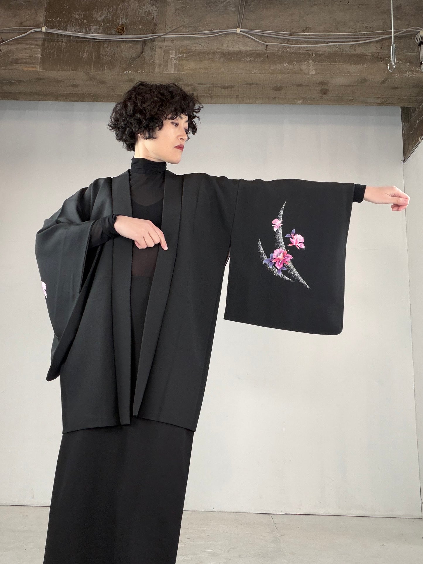 VINTAGE BLACK HAORI  "pink, flower, BLK152"