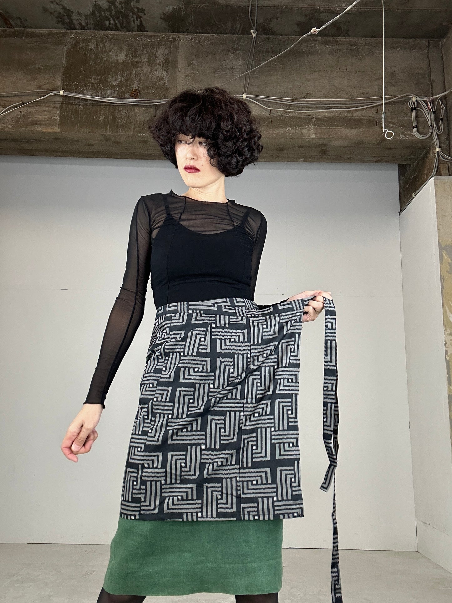 Tsumugi HAORI and KIMONO Skirt, Camisole upcycled from Japanese kimono"rokuyatagoushi"