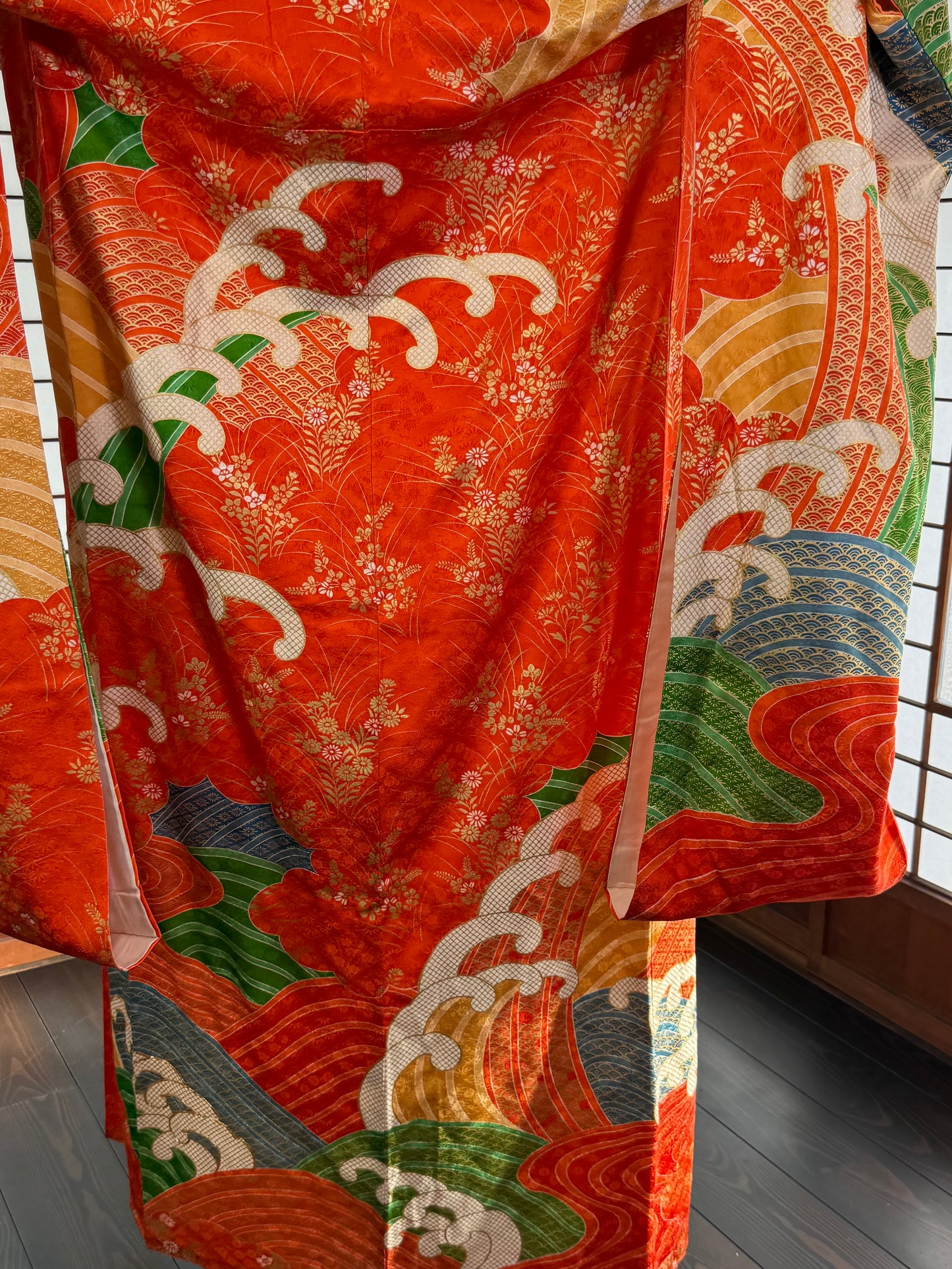 Redefining the Vintage Furisode Collection "shu, gold, nami"
