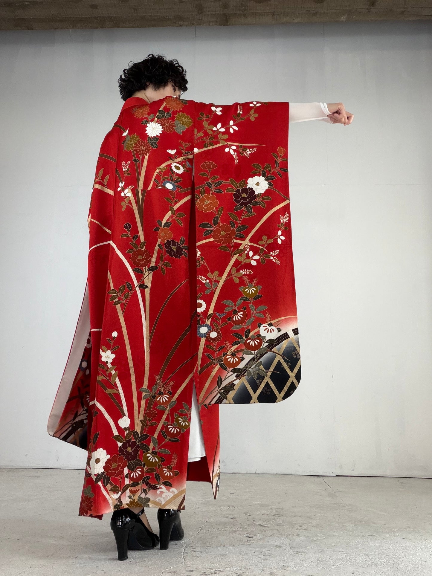 Furisode Kimono Dress Gown with String Belt – Upcycled from Vintage Japanese Kimono "red, black, gold DRE023"