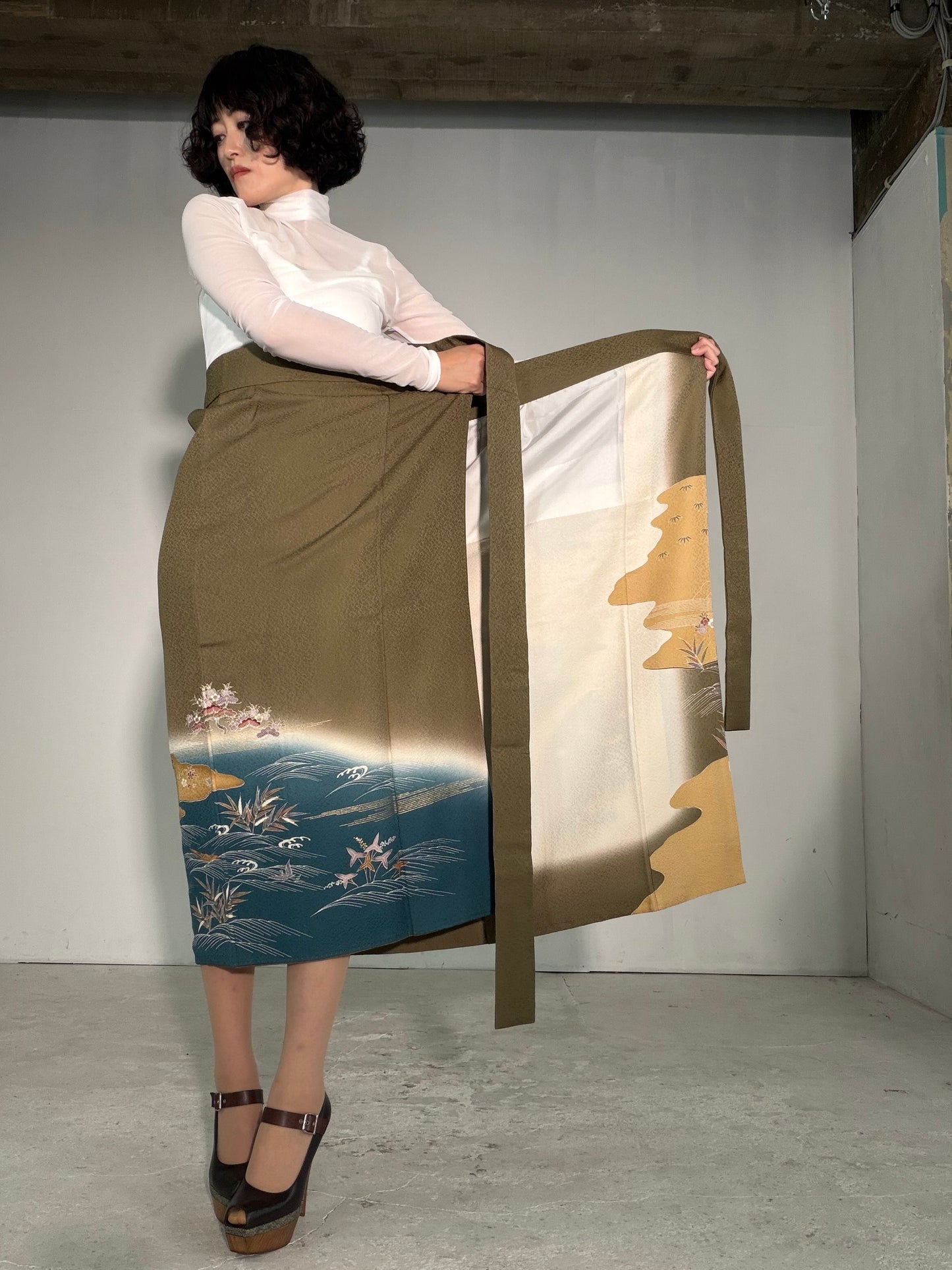 IROTOME SKIRT UPCYCLED FROM JAPANESE KIMONO "IRO138"