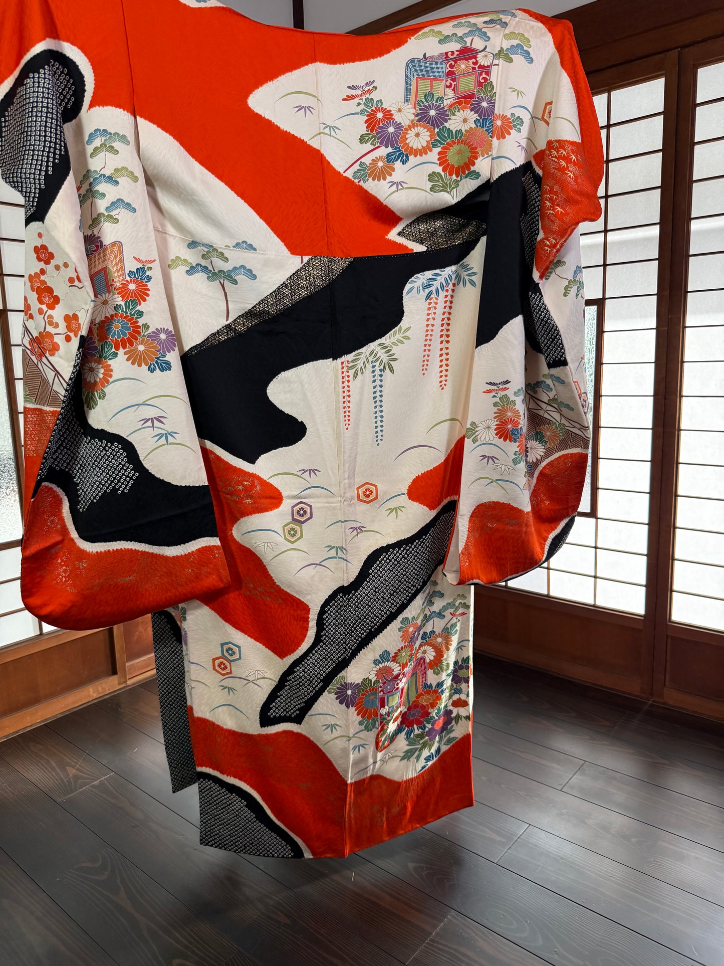 Redefining the Vintage Furisode Collection "red, black, shibori" *damage