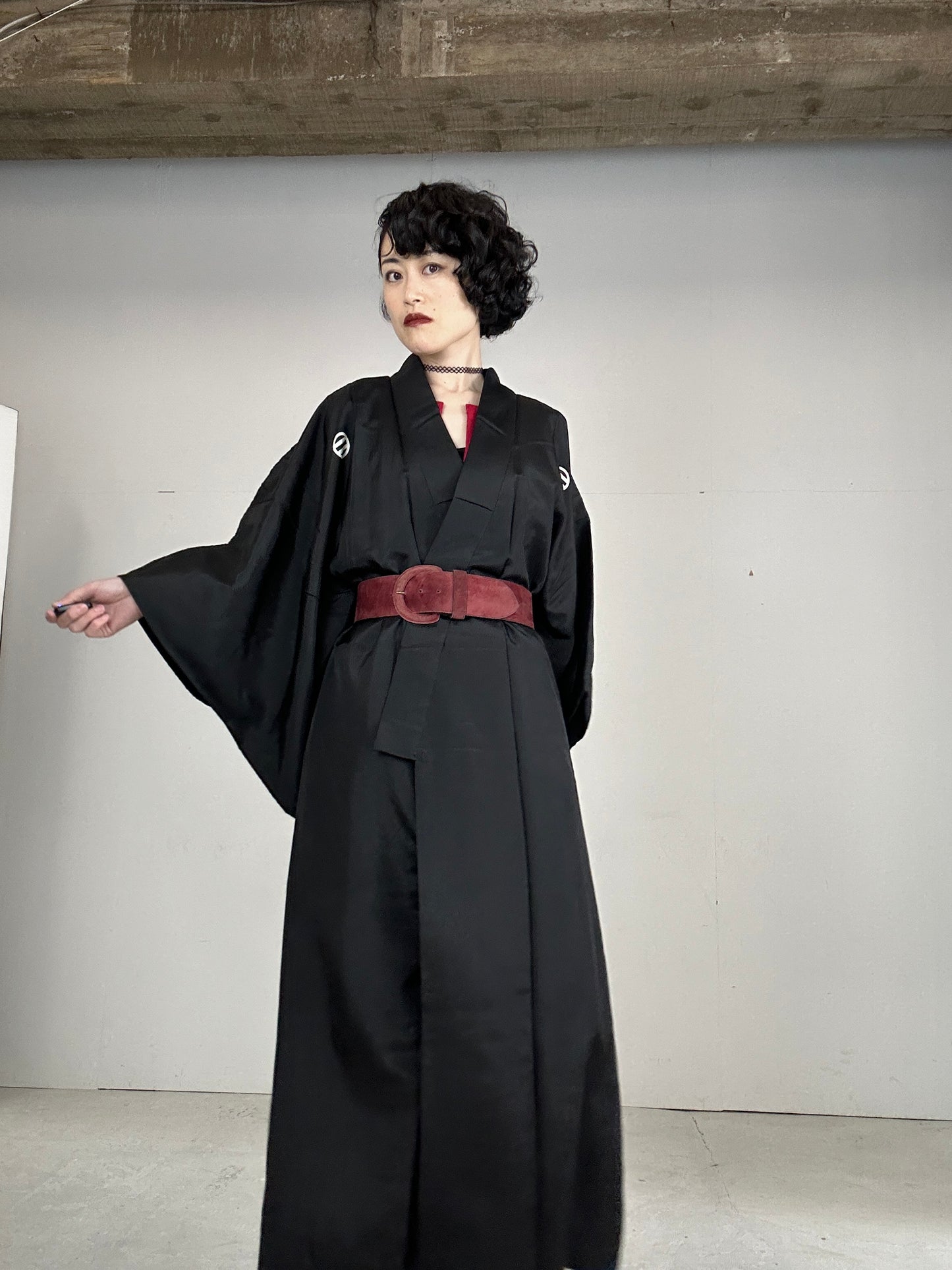 BLACK KIMONO MONTSUKI "MARUNIHUTATSUHIKI"