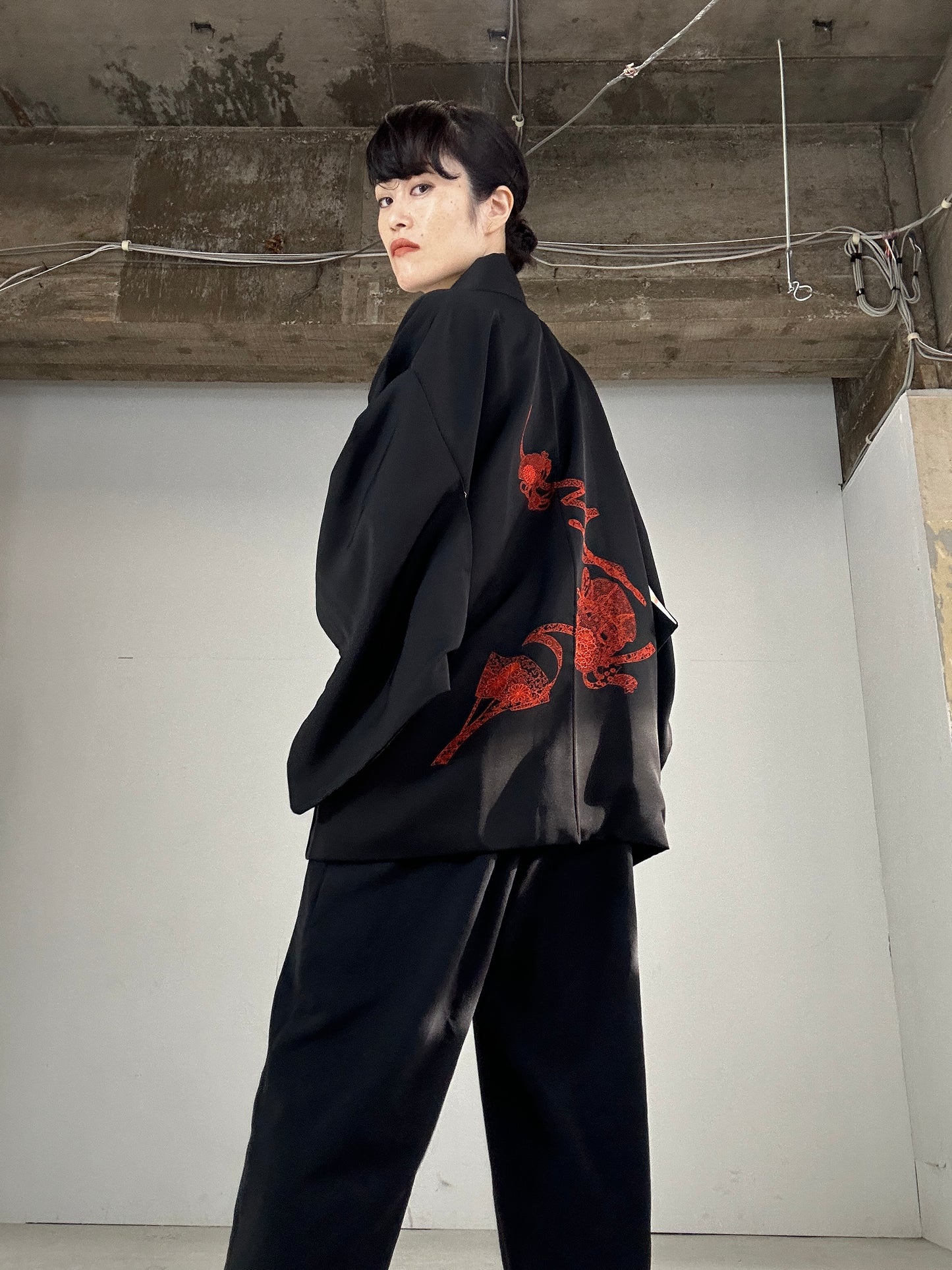 VINTAGE BLACK HAORI "aka"