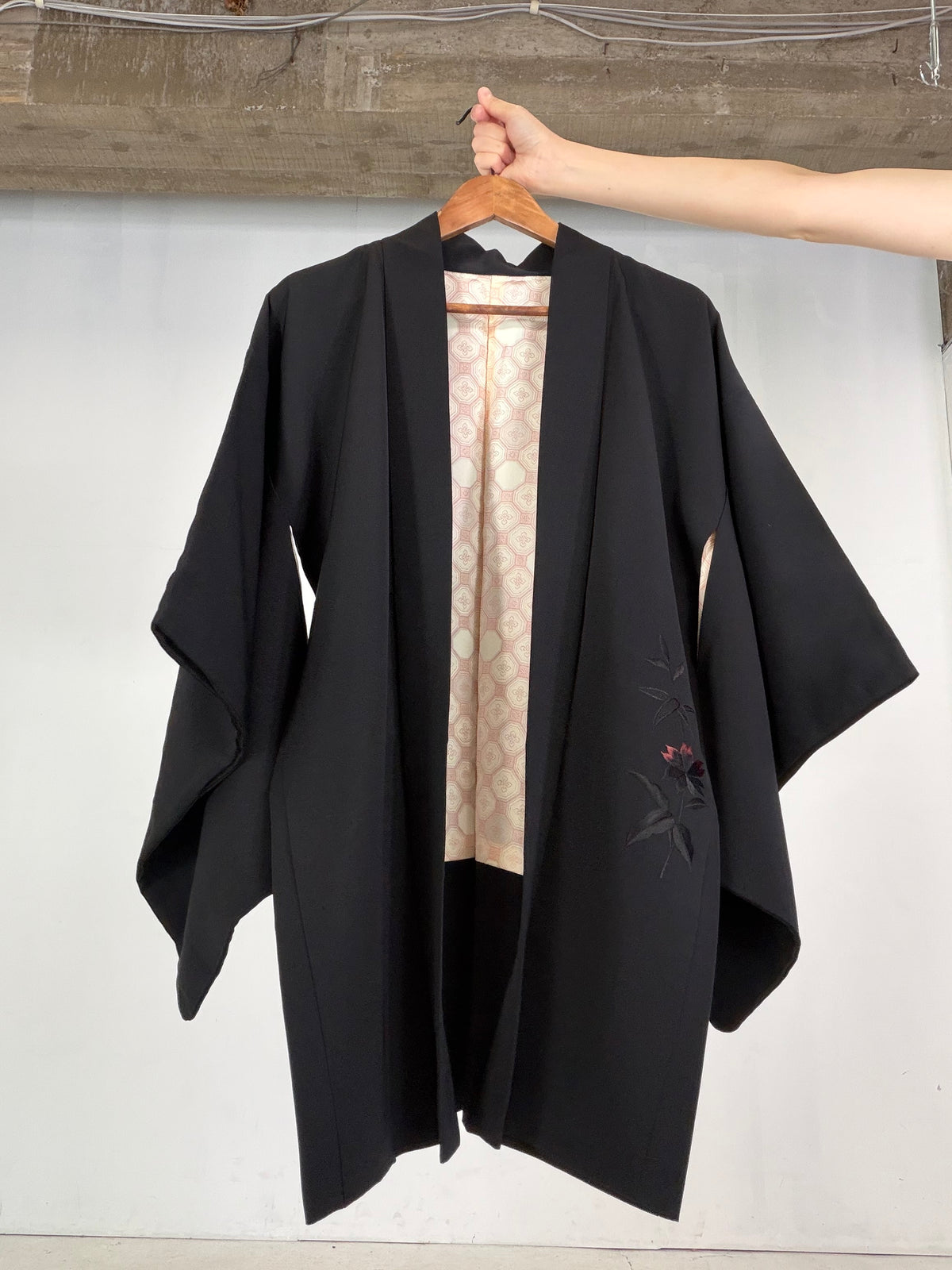 VINTAGE BLACK HAORI  "glitter, BLK205"*damage