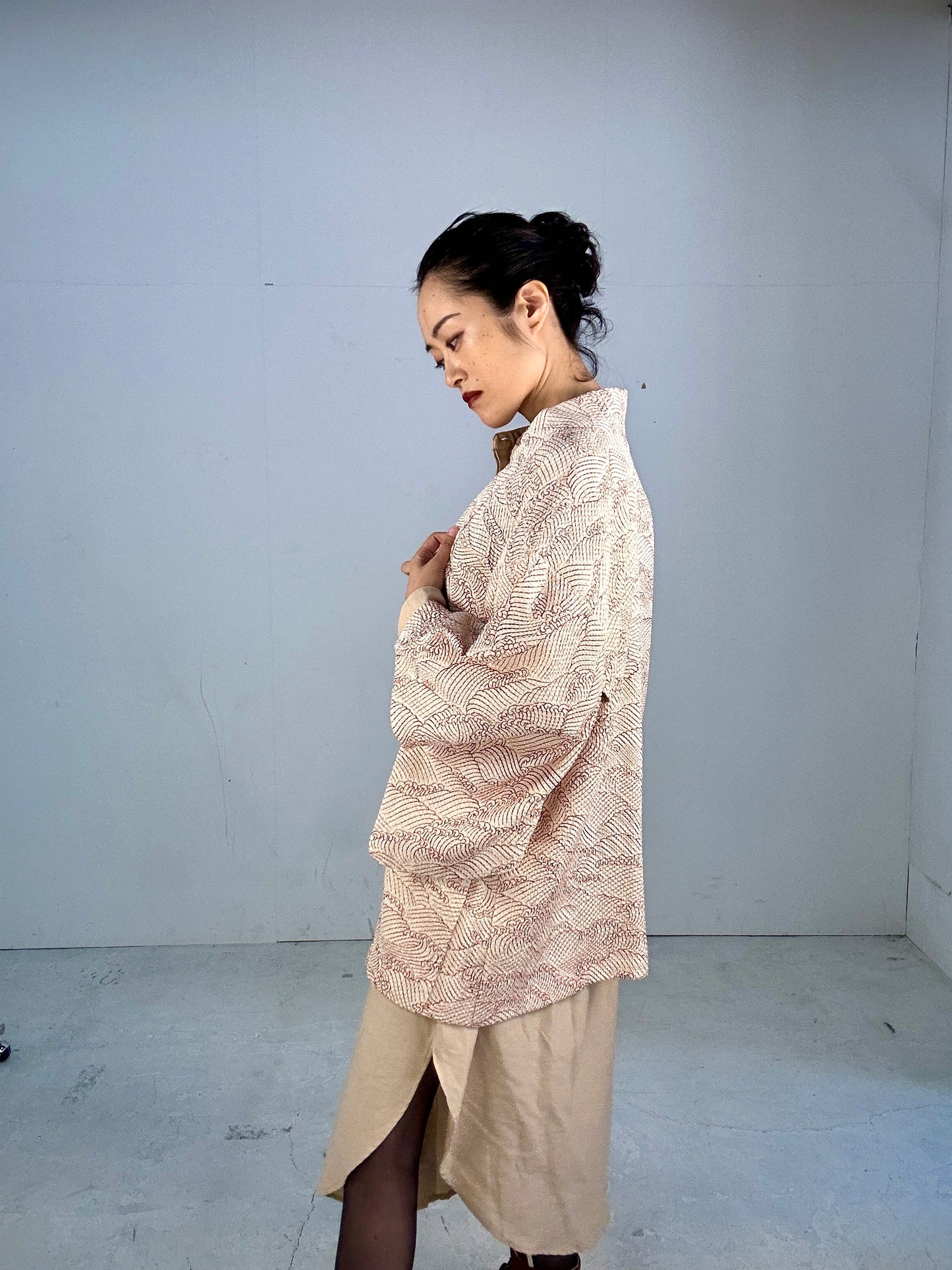 VINTAGE SHIBORI HAORI shiro ume