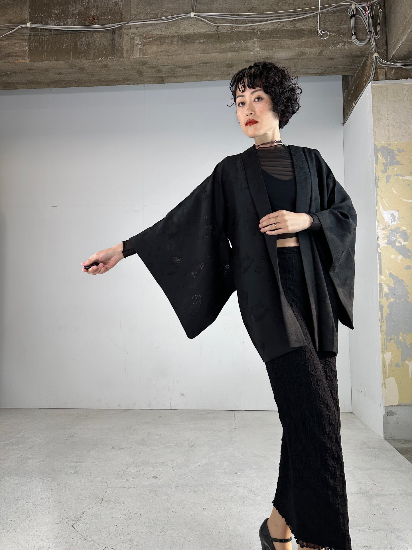 VINTAGE BLACK  HAORI SHEER “ougi montsukii"