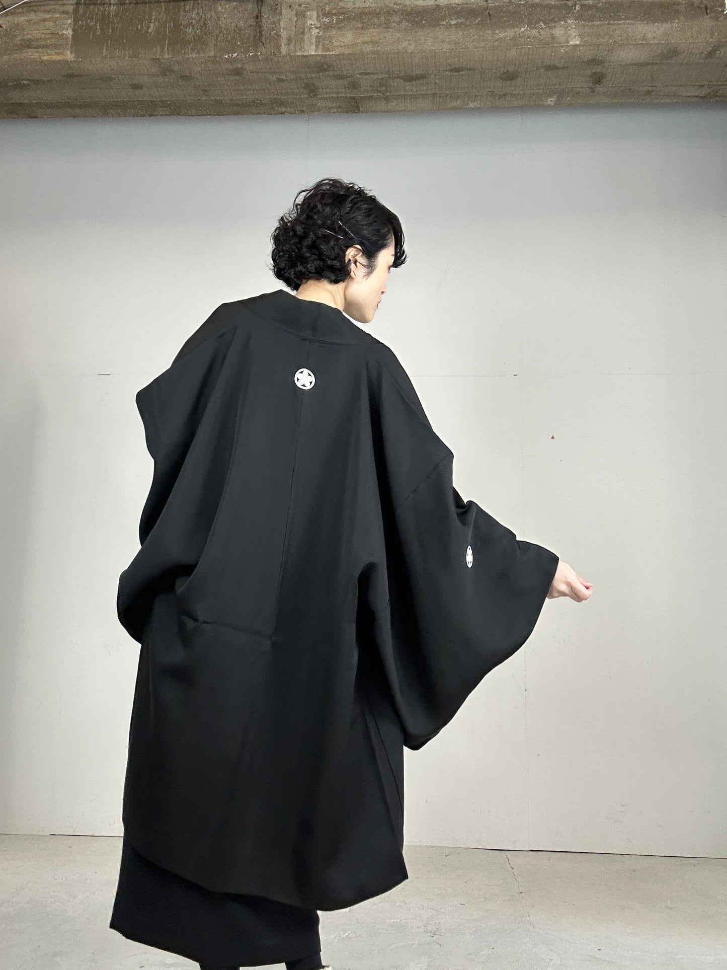 KUROMONTSUKI HAORI "suisha"