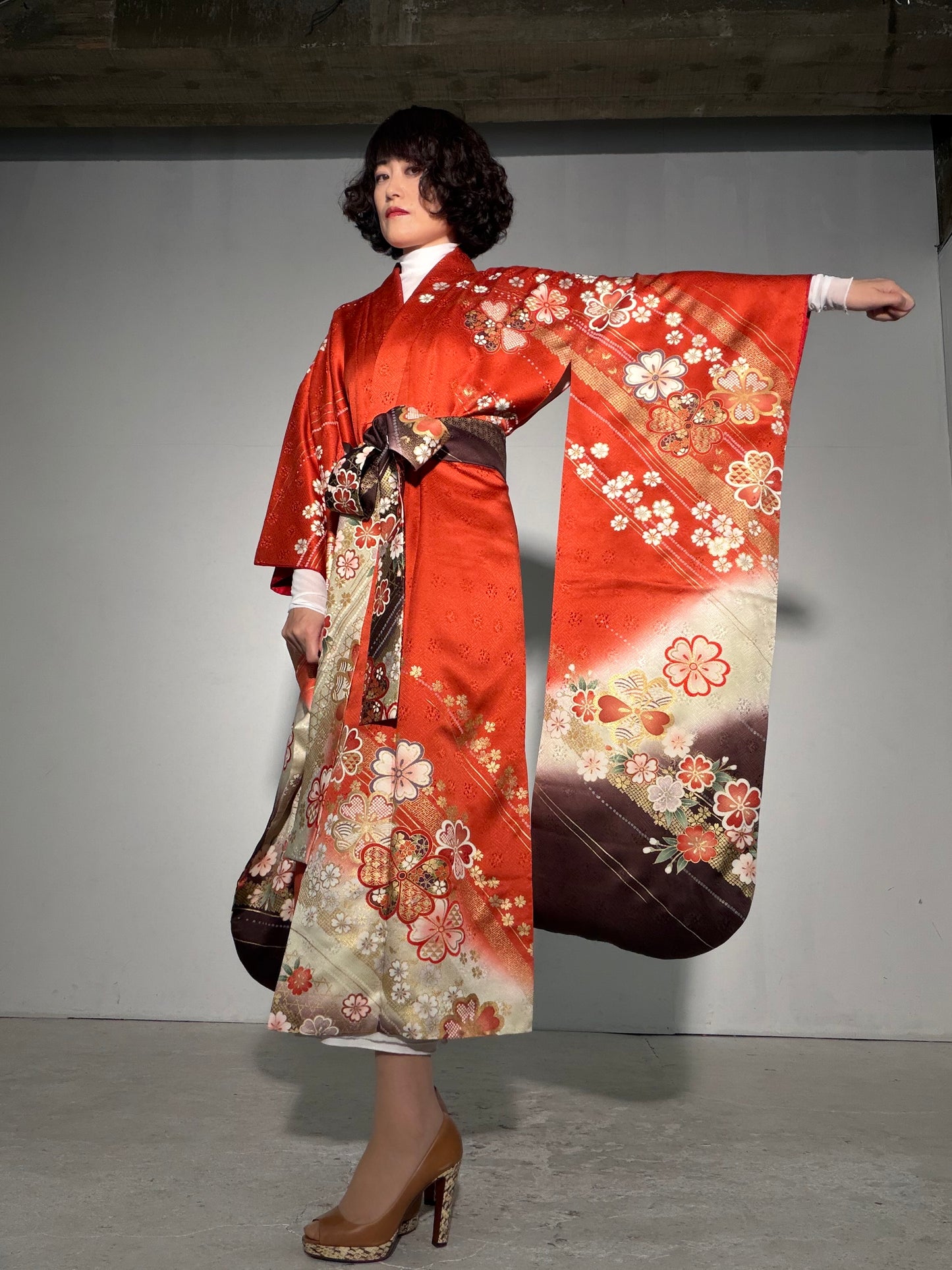Furisode Kimono Dress Gown with String Belt – Upcycled from Vintage Japanese Kimono "red, cha, DRE037"