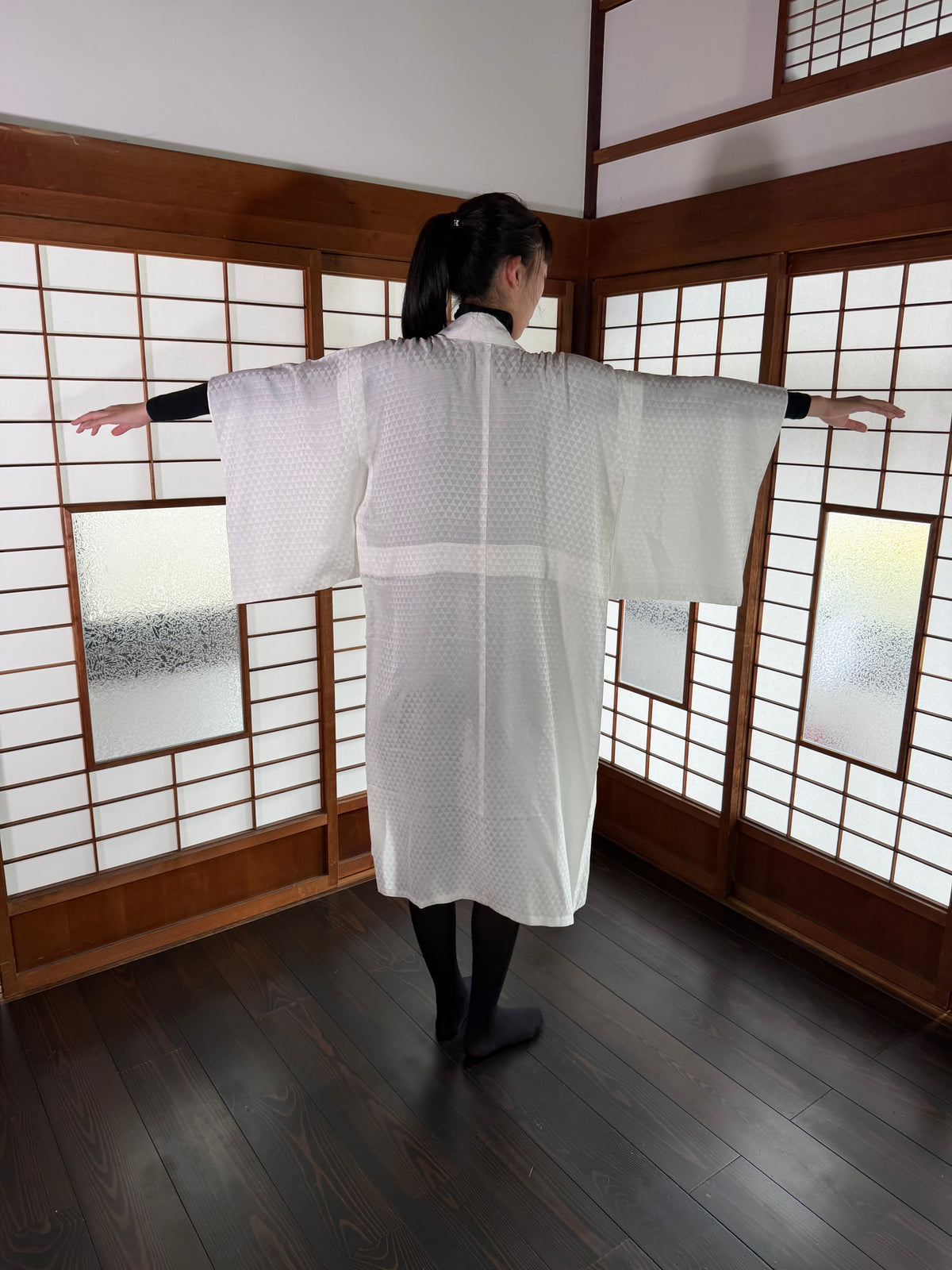 VINTAGE NAGAJYUBAN "uroko, JUG012"
