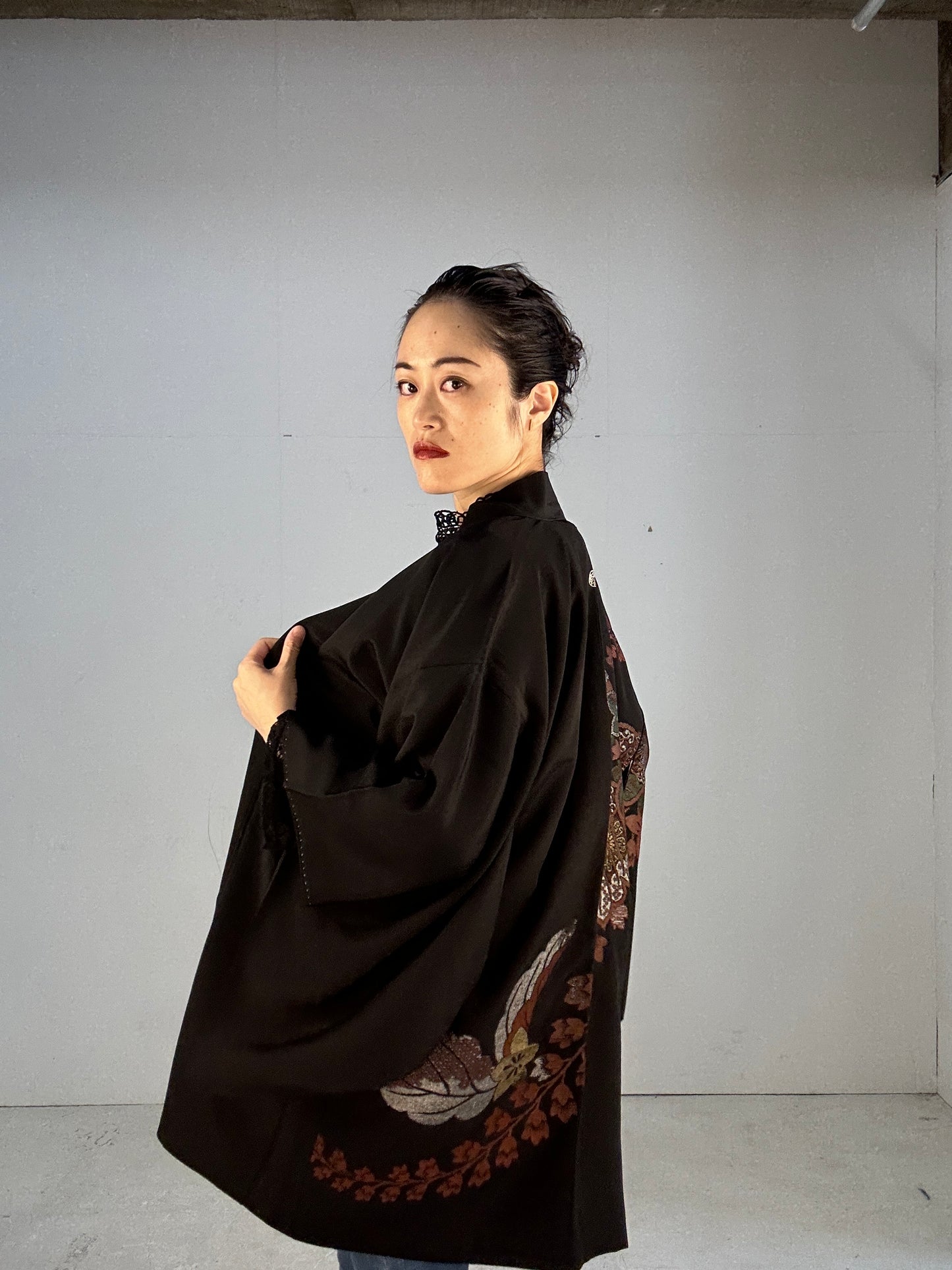 BLACK HAORI "beautiful antique oogara”