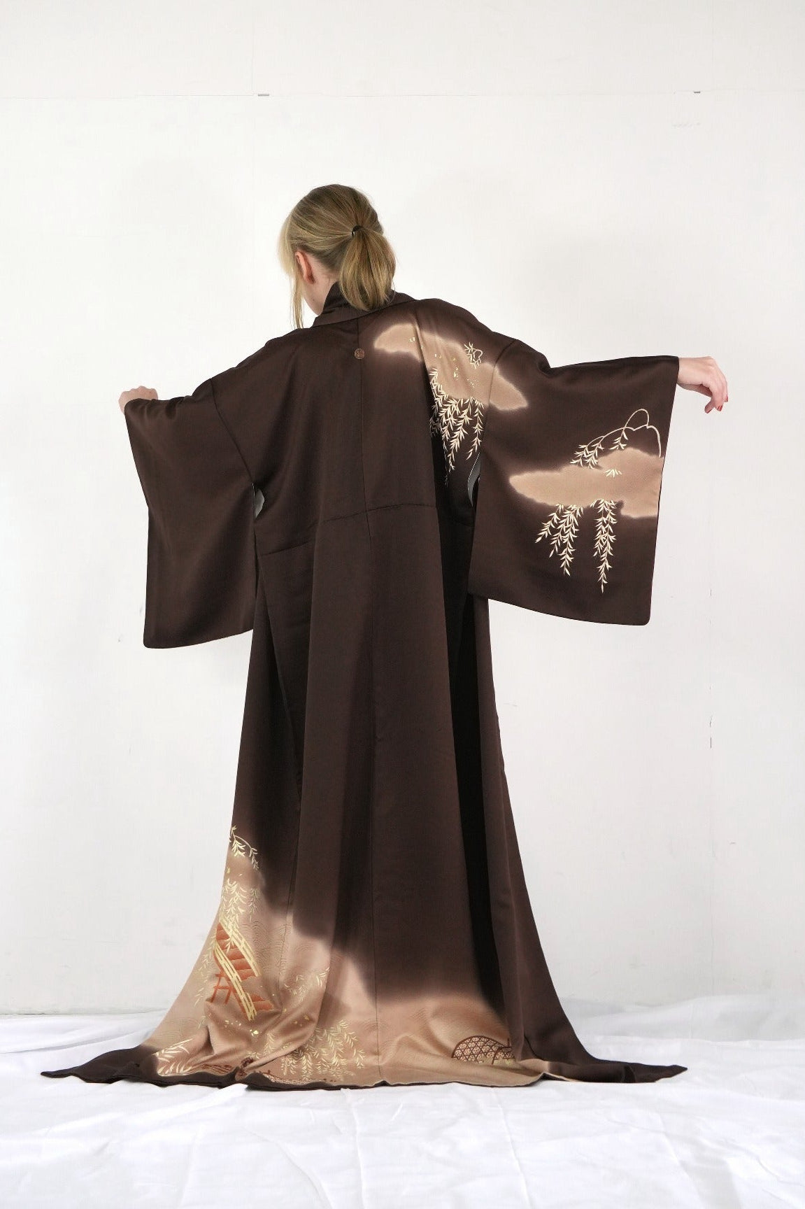 Redefining the Vintage Foumongi Collection "FOU004"