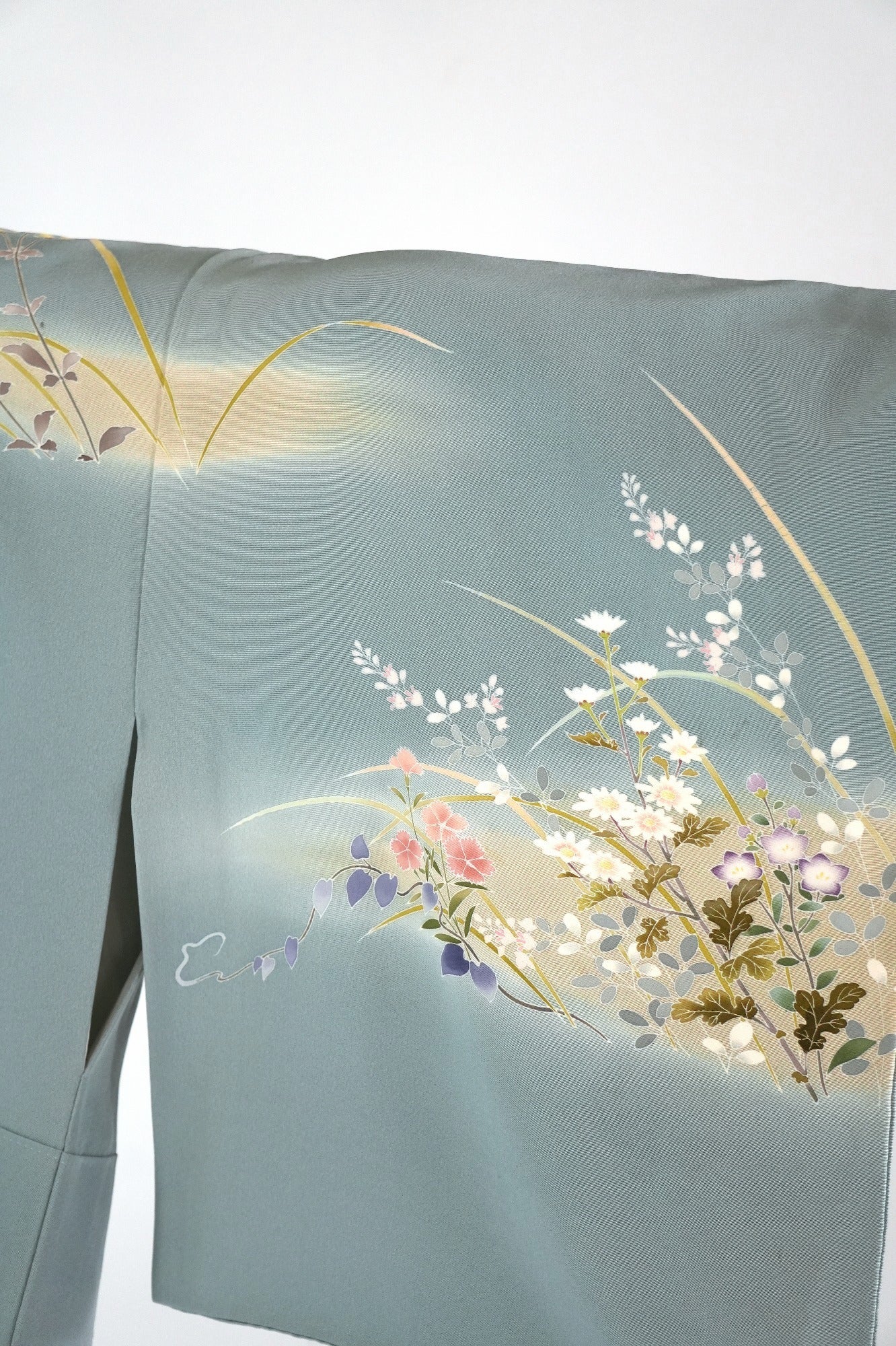 Redefining the Vintage Foumongi Collection "FOU014"