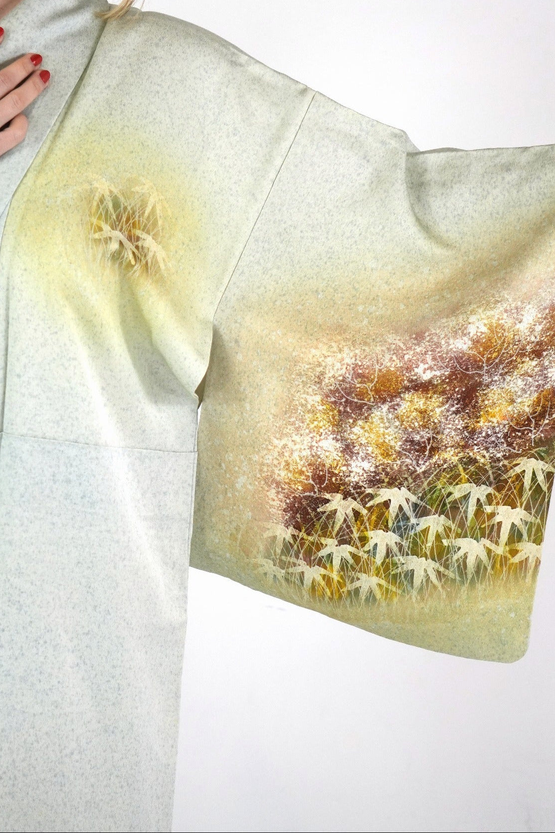 Redefining the Vintage Foumongi Collection "FOU020"
