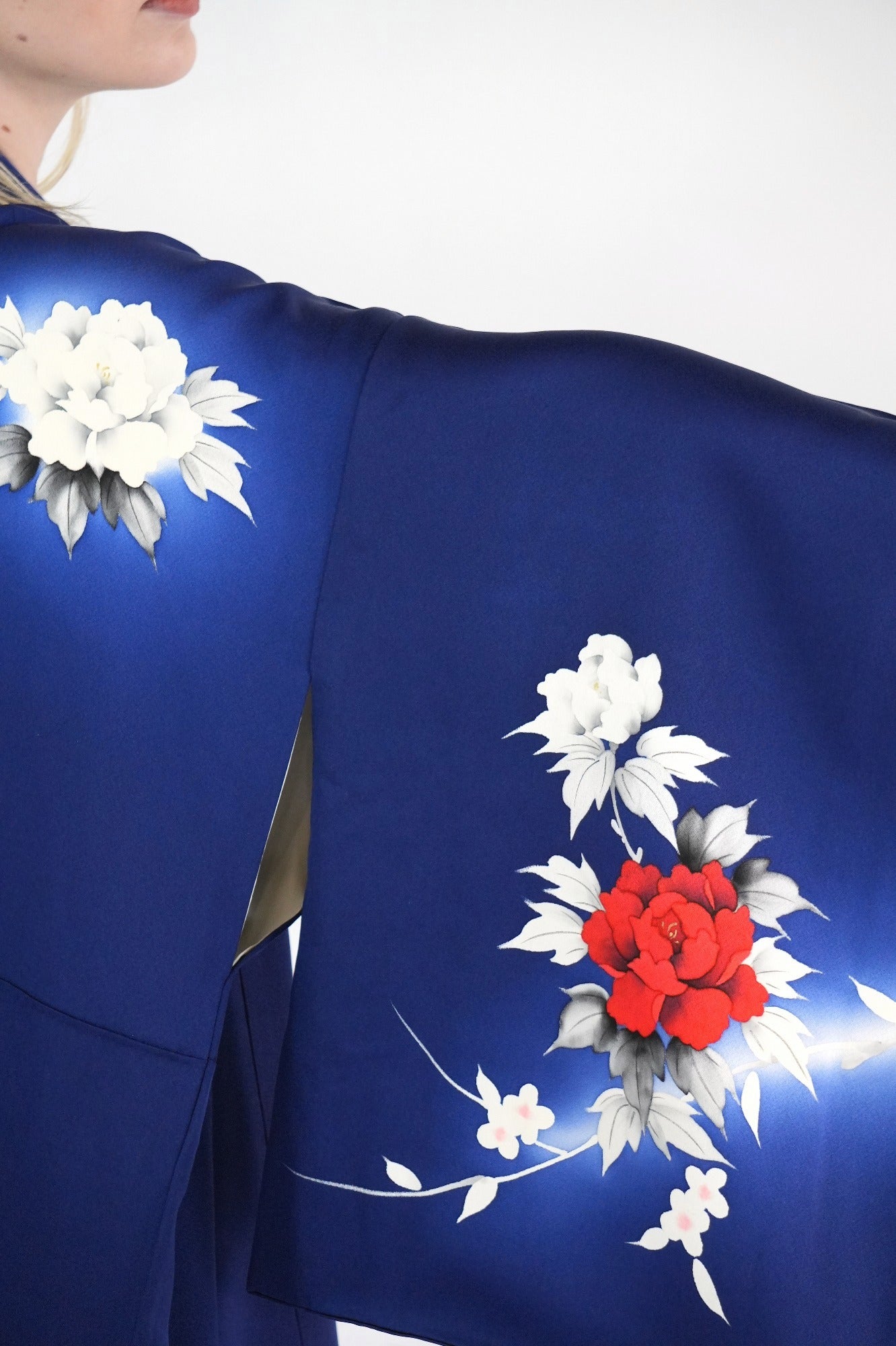 Redefining the Vintage Foumongi Collection "FOU019"