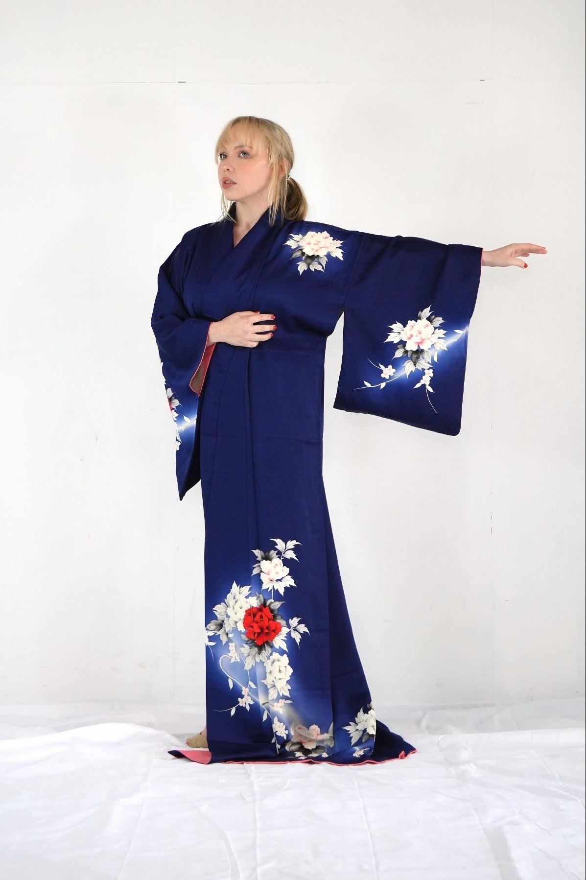 Redefining the Vintage Foumongi Collection "FOU019"