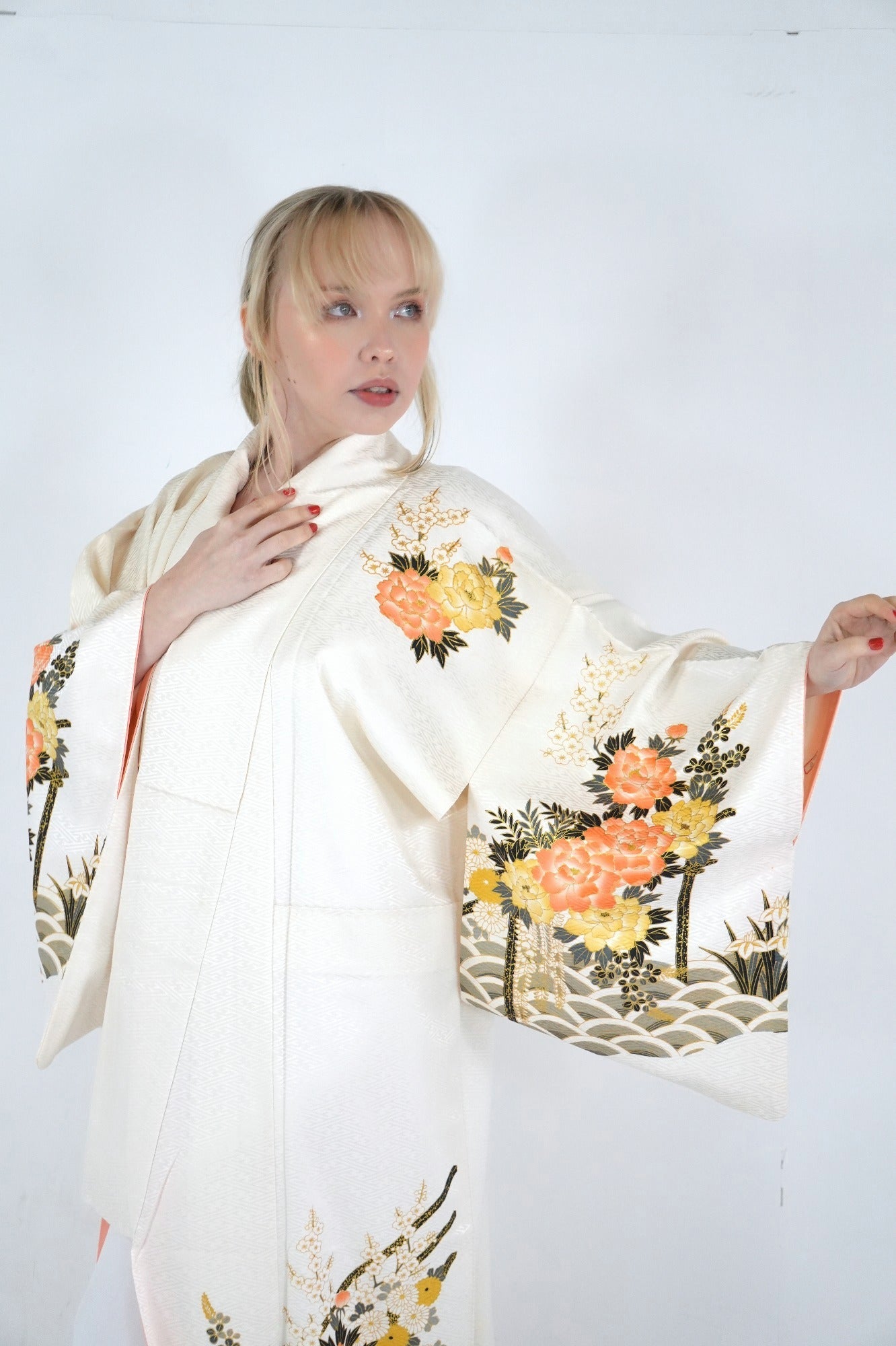 Redefining the Vintage Foumongi Collection "FOU002"