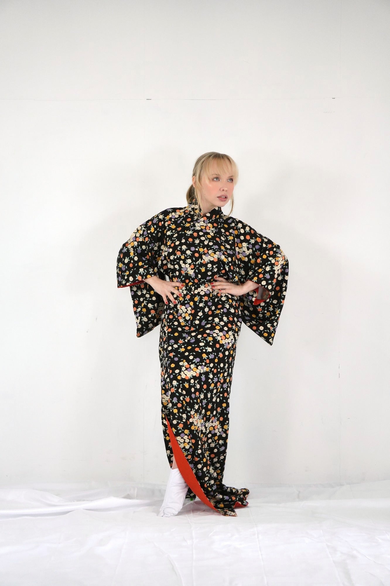 Redefining the Vintage Komon Collection "KOM002"