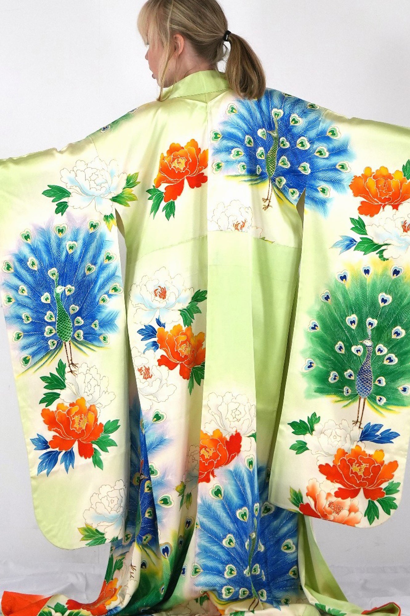 Redefining the Vintage Furisode Collection "FRI022"*high-damage