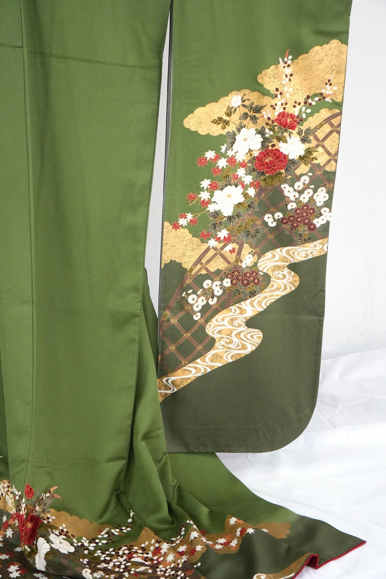 Redefining the Vintage Furisode Collection "midori, FRI012"