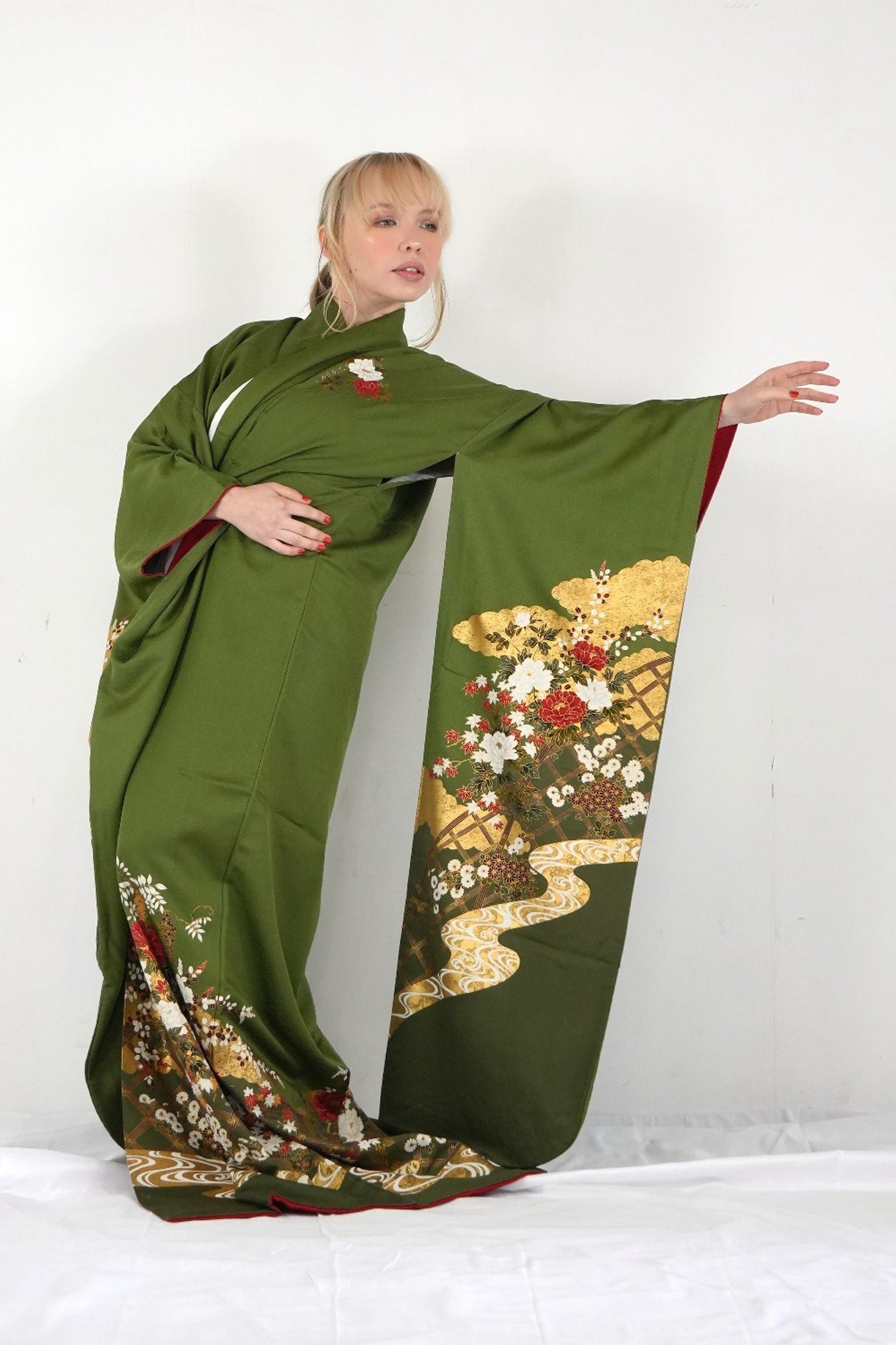 Redefining the Vintage Furisode Collection "midori, FRI012"