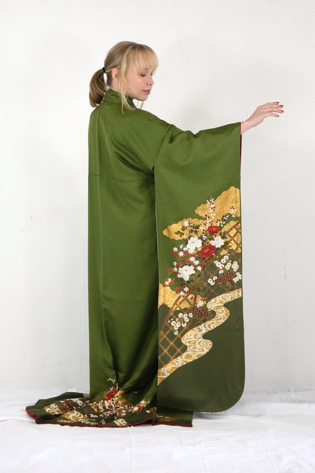 Redefining the Vintage Furisode Collection "midori, FRI012"