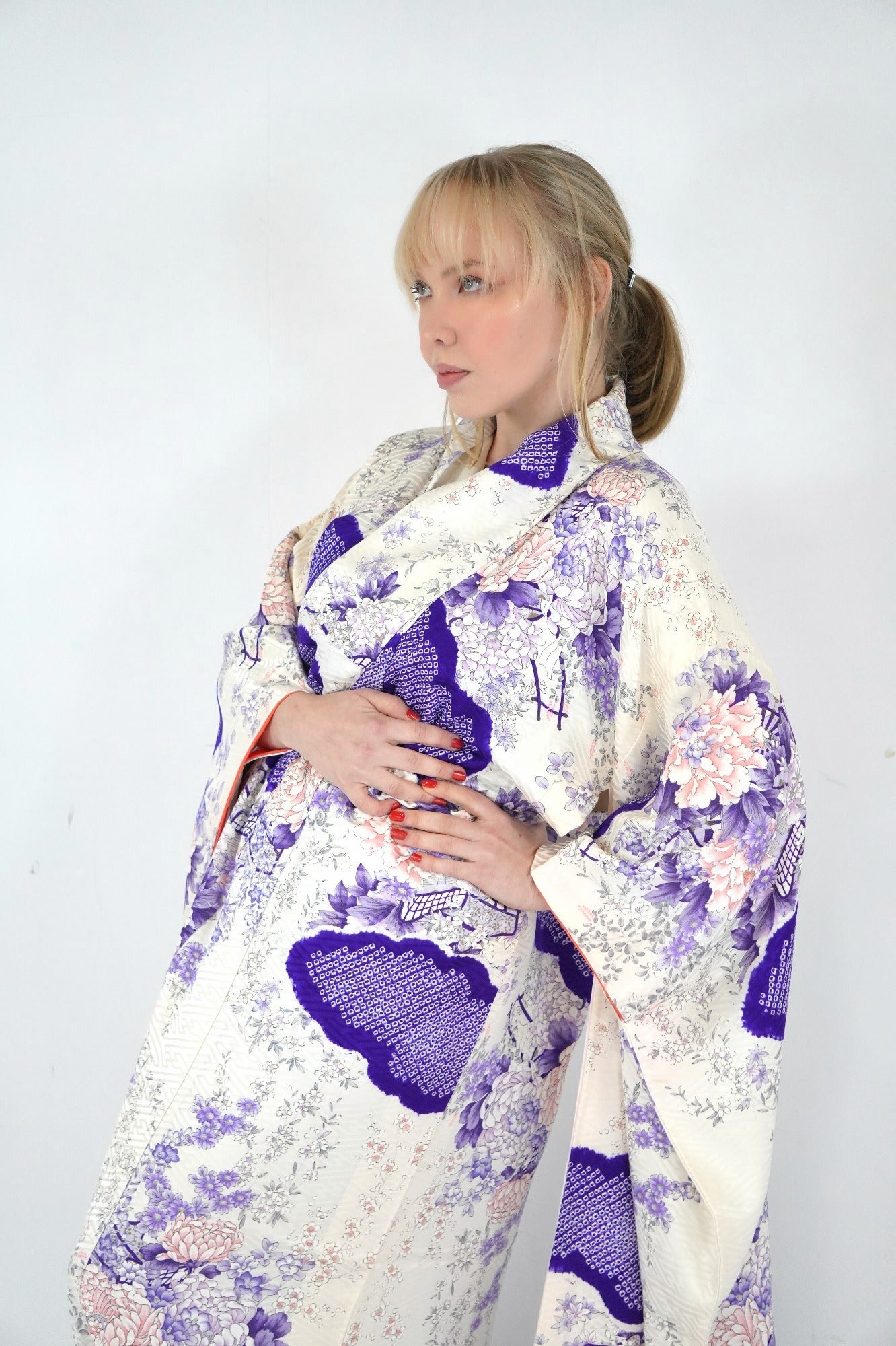 Redefining the Vintage Furisode Collection "white, purple, FRI005"