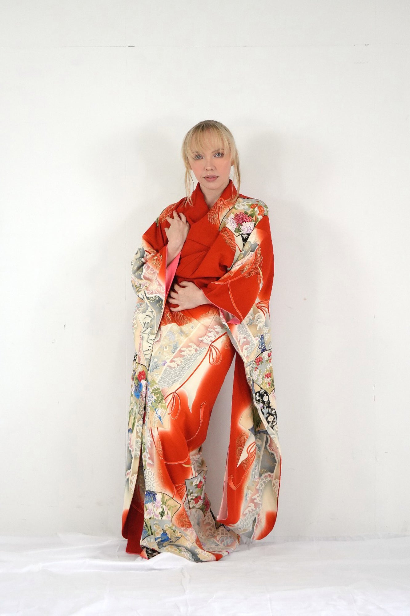 Redefining the Vintage Furisode Collection "shu, ougi, FRI001" *damage