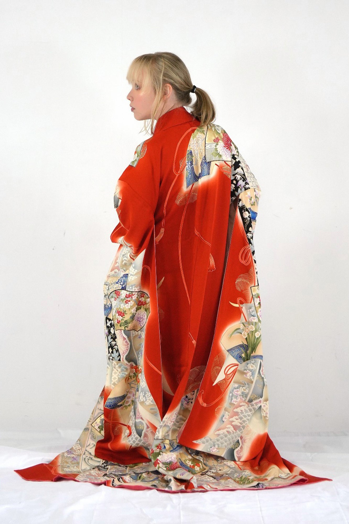 Redefining the Vintage Furisode Collection "shu, ougi, FRI001" *damage