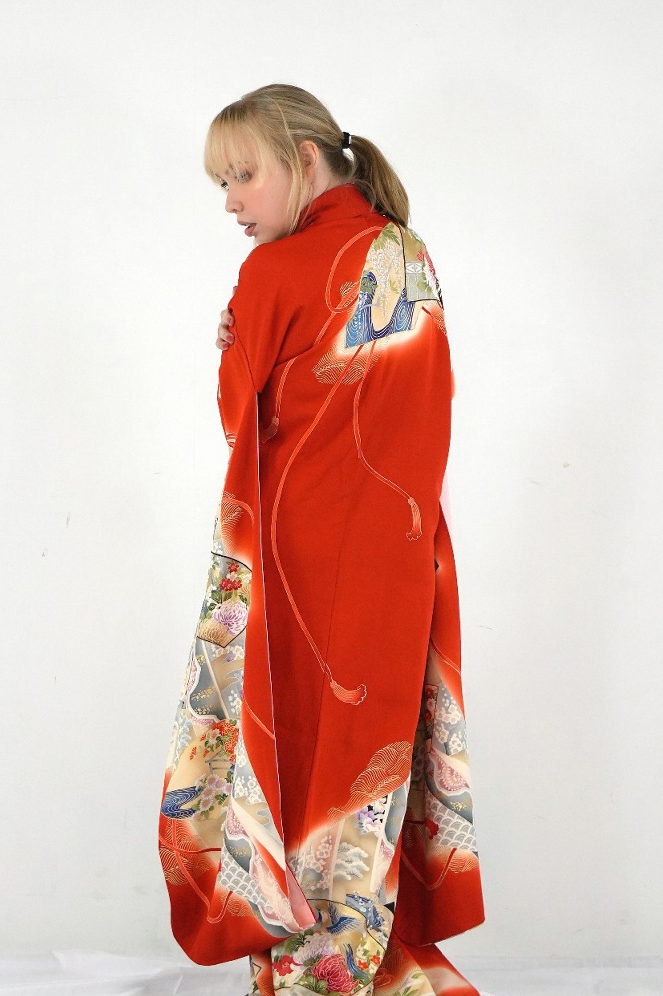 Redefining the Vintage Furisode Collection "shu, ougi, FRI001" *damage