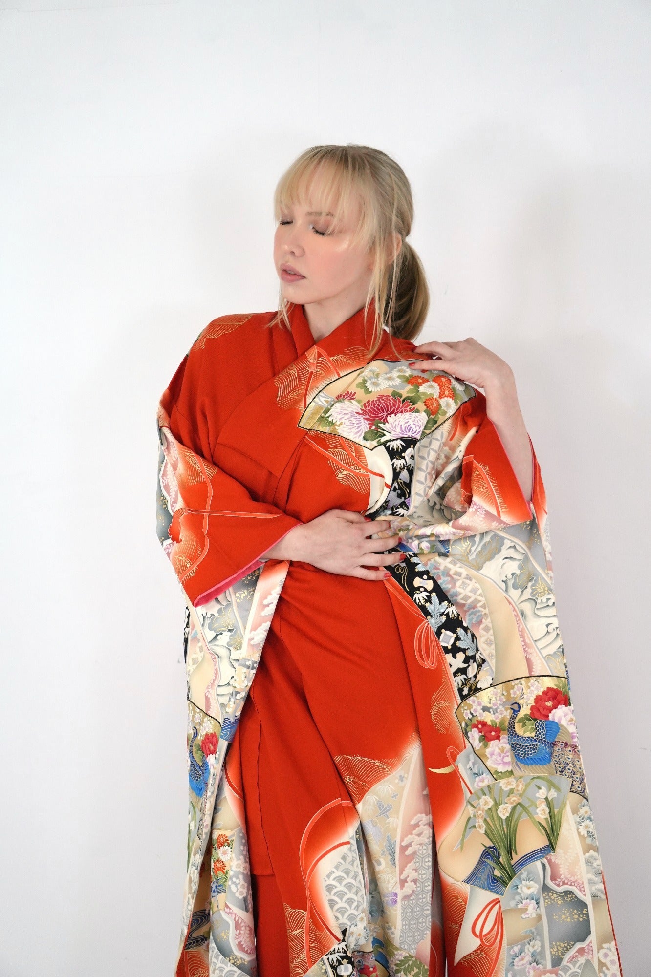 Redefining the Vintage Furisode Collection "shu, ougi, FRI001" *damage