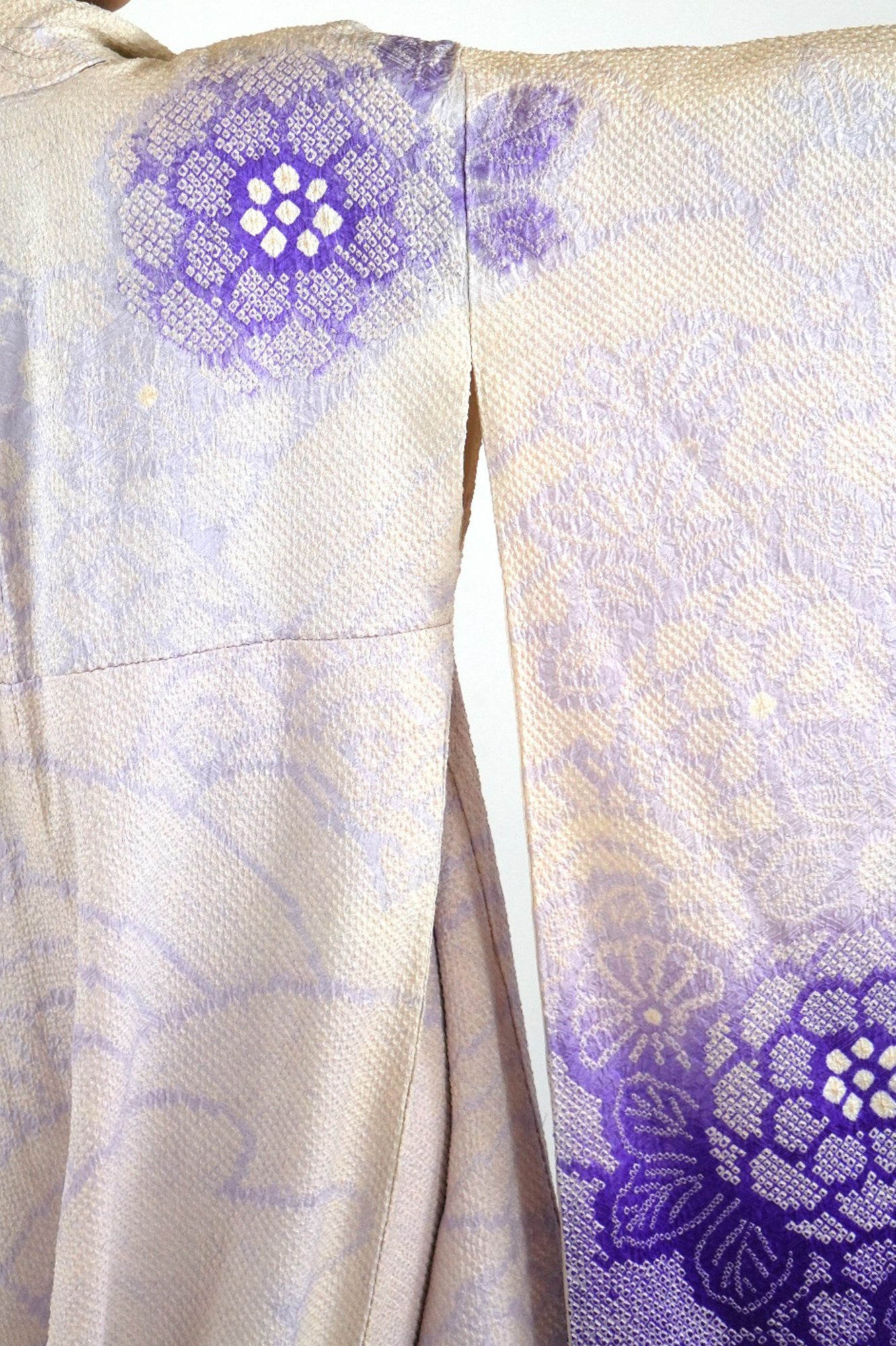 Redefining the Vintage Furisode Collection "Shibori, FRI020"