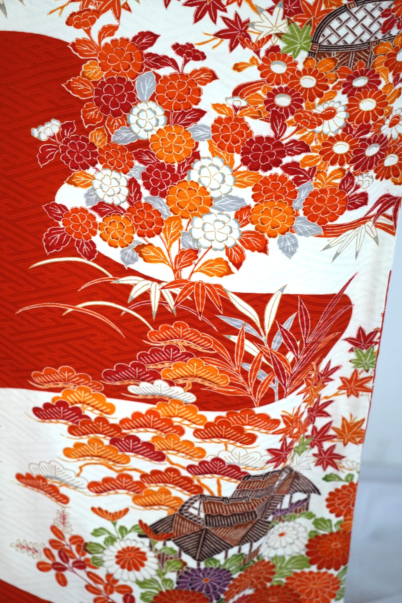 Redefining the Vintage Furisode Collection "shikino-hanabana, FRI018"