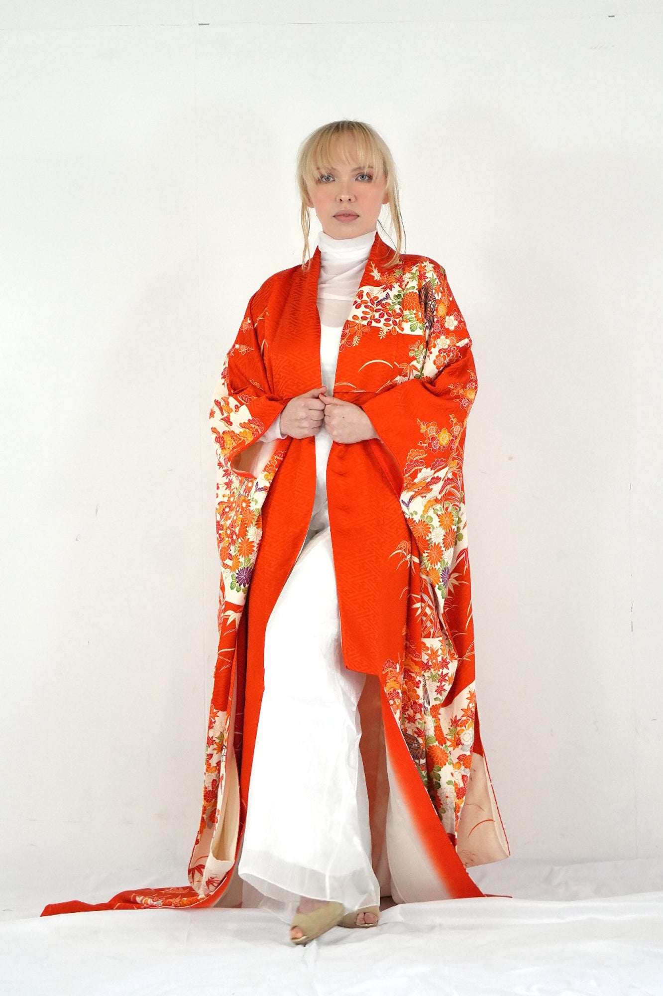 Redefining the Vintage Furisode Collection "shikino-hanabana, FRI018"
