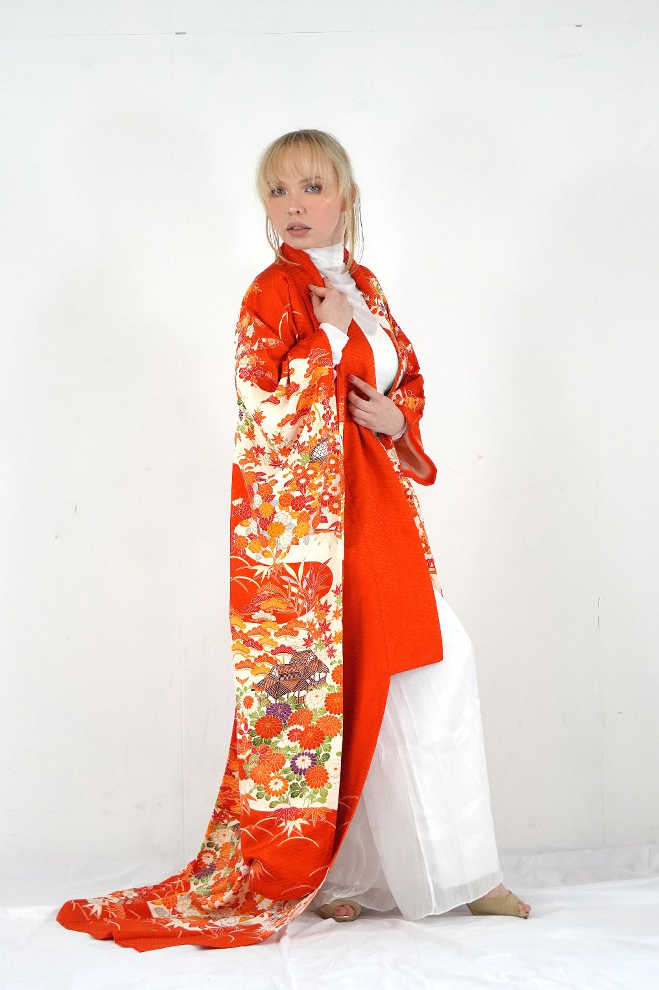 Redefining the Vintage Furisode Collection "shikino-hanabana, FRI018"