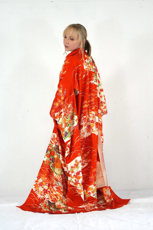 Redefining the Vintage Furisode Collection "shikino-hanabana, FRI018"
