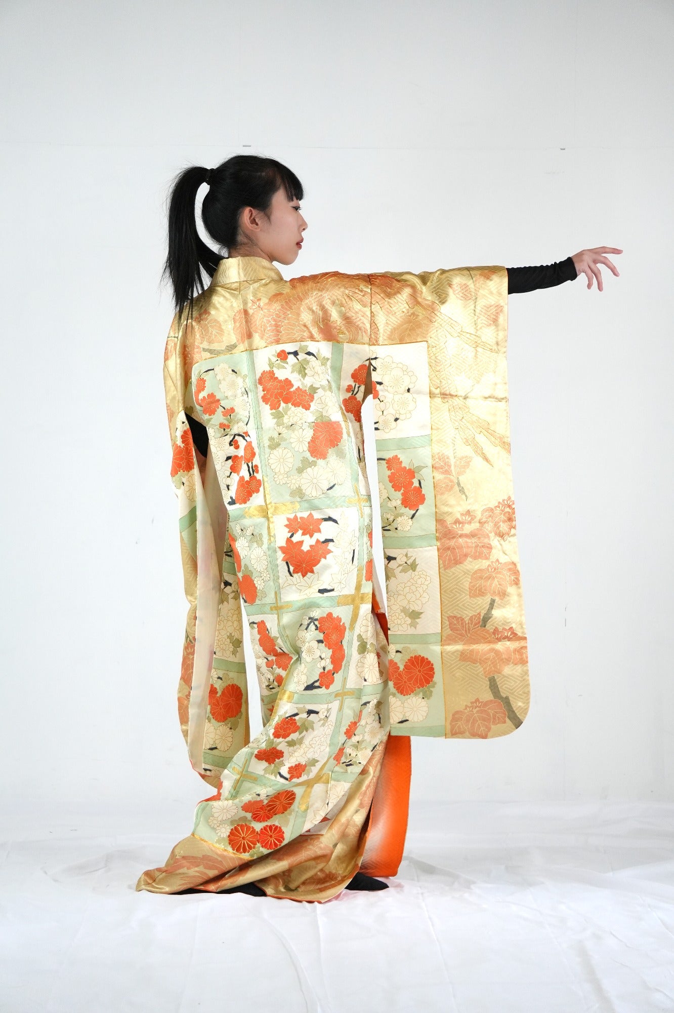 Redefining the Vintage Furisode Collection "FRI017"