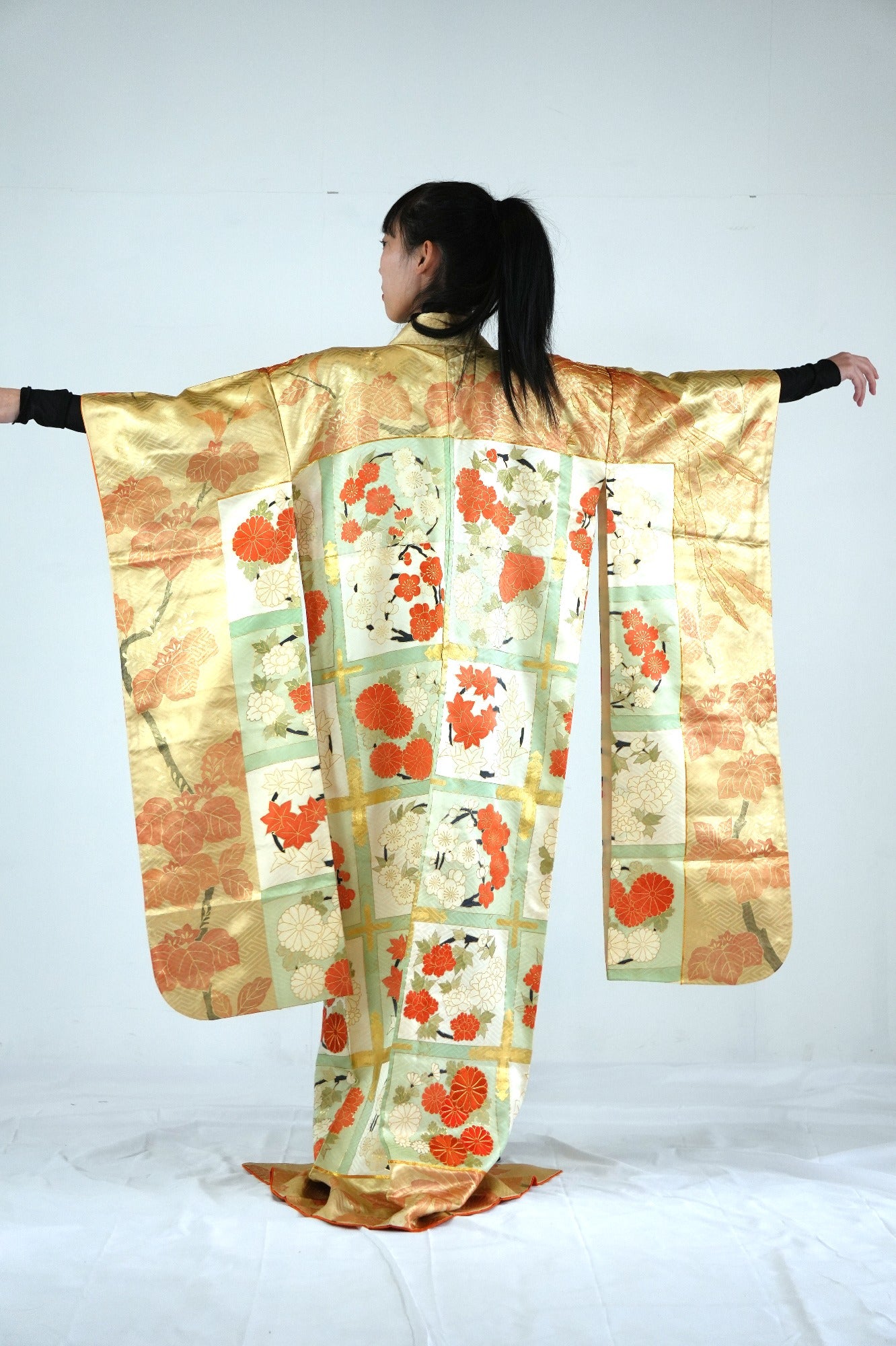 Redefining the Vintage Furisode Collection "FRI017"