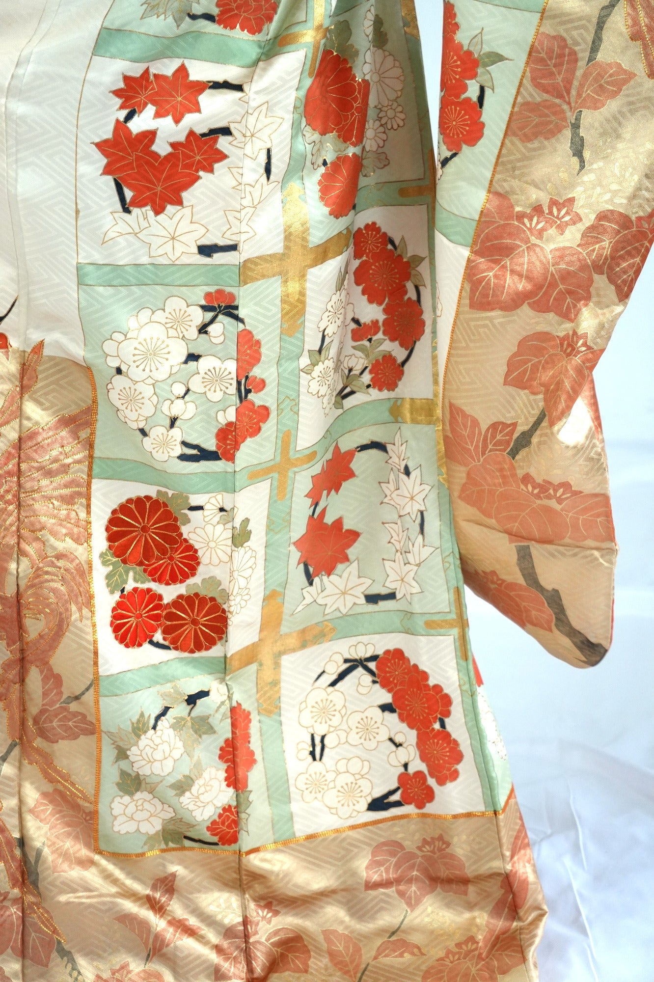 Redefining the Vintage Furisode Collection "FRI017"