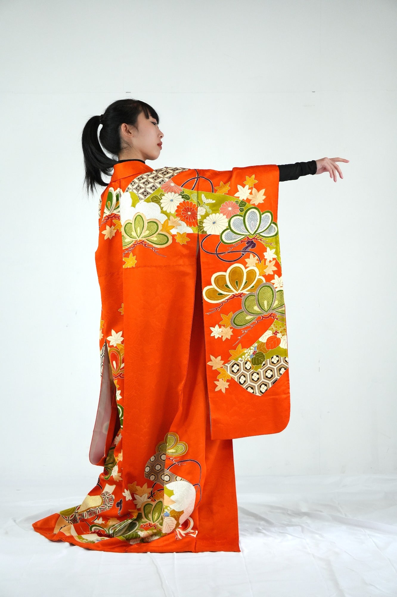 Redefining the Vintage Furisode Collection "FRI016" *damage