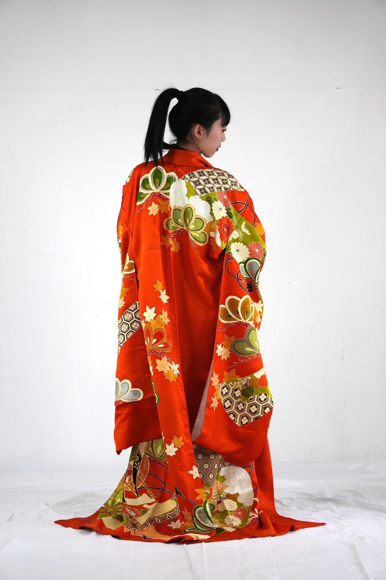 Redefining the Vintage Furisode Collection "FRI016" *damage