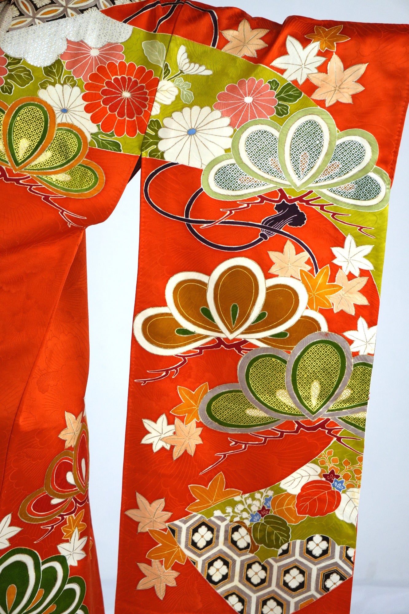 Redefining the Vintage Furisode Collection "FRI016" *damage