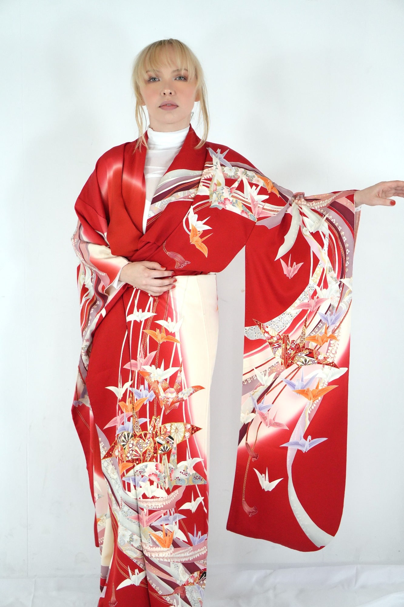 Redefining the Vintage Furisode Collection "oriduru, FRI014"