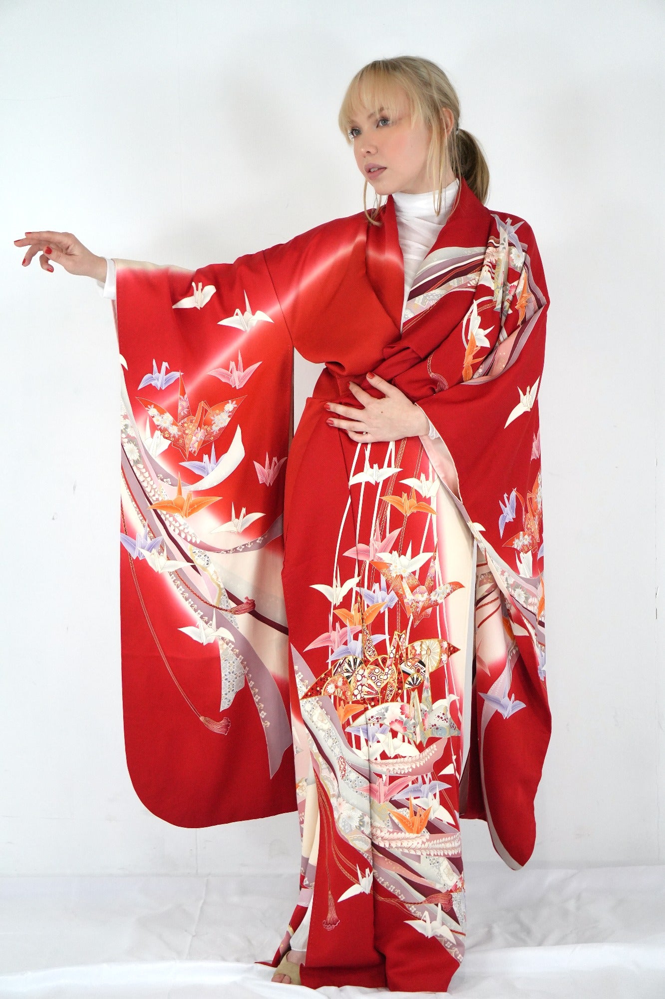 Redefining the Vintage Furisode Collection "oriduru, FRI014"