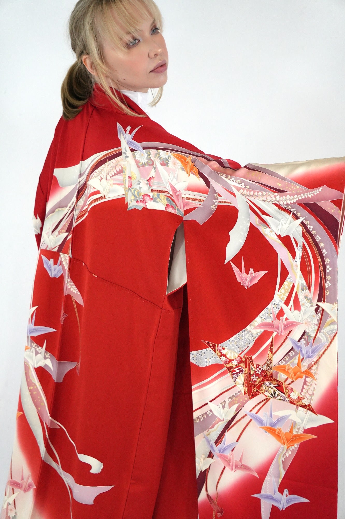 Redefining the Vintage Furisode Collection "oriduru, FRI014"