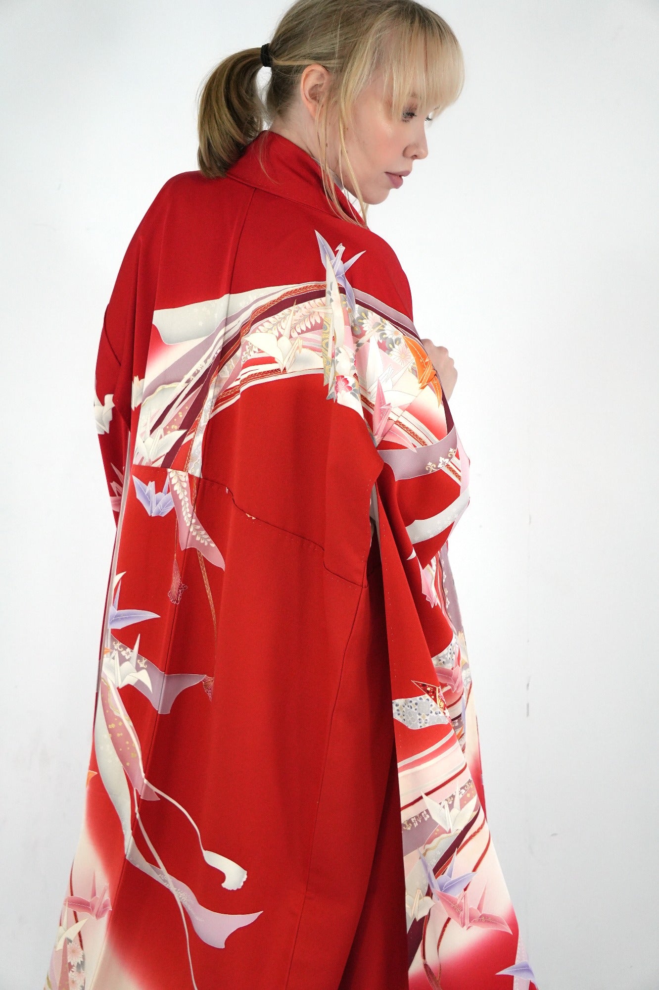 Redefining the Vintage Furisode Collection "oriduru, FRI014"
