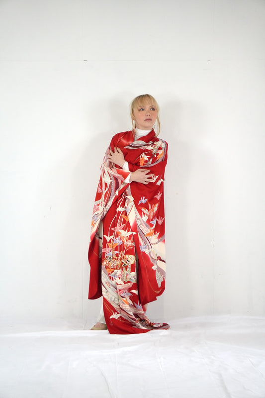Redefining the Vintage Furisode Collection "oriduru, FRI014"