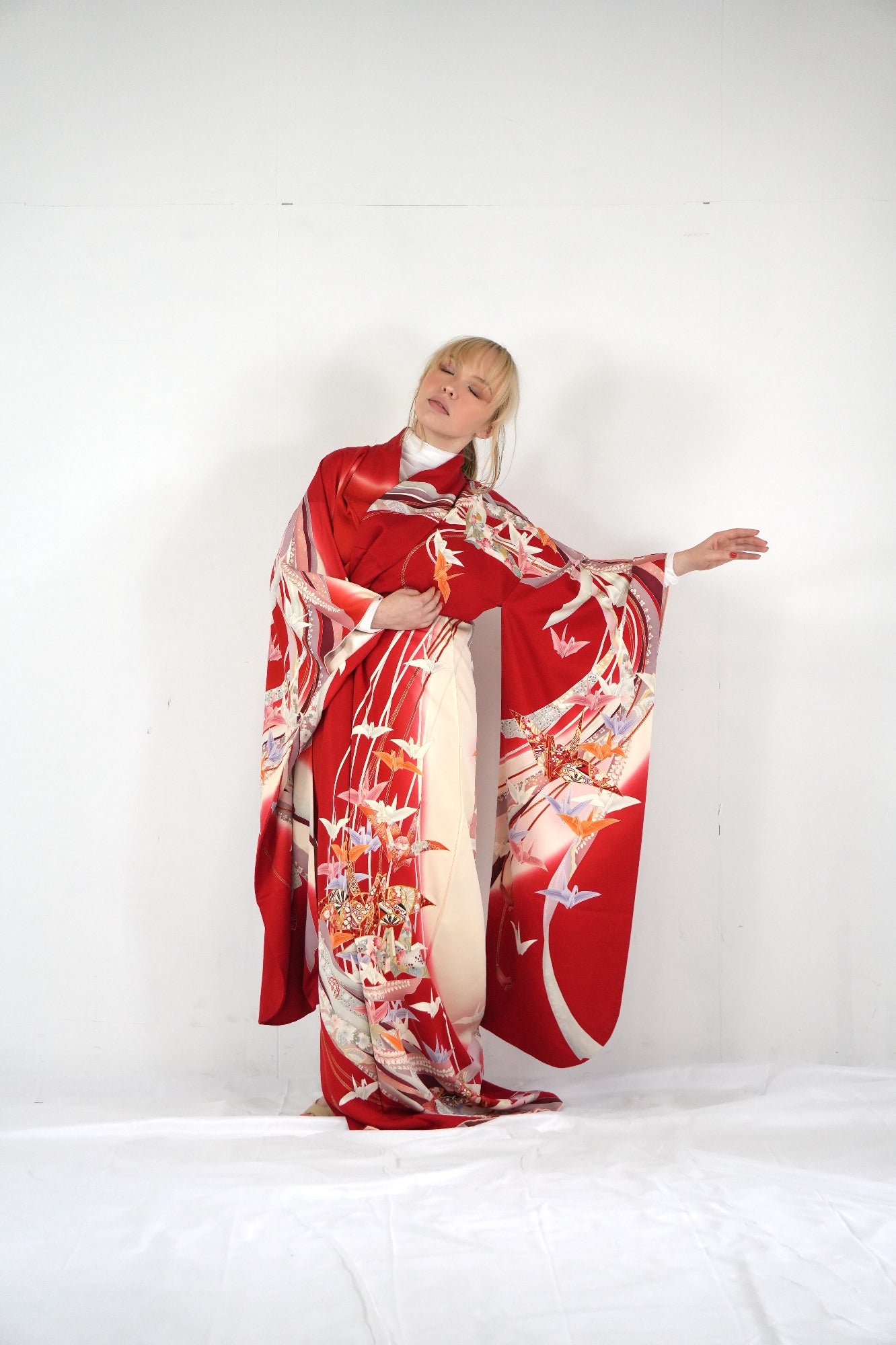 Redefining the Vintage Furisode Collection "oriduru, FRI014"