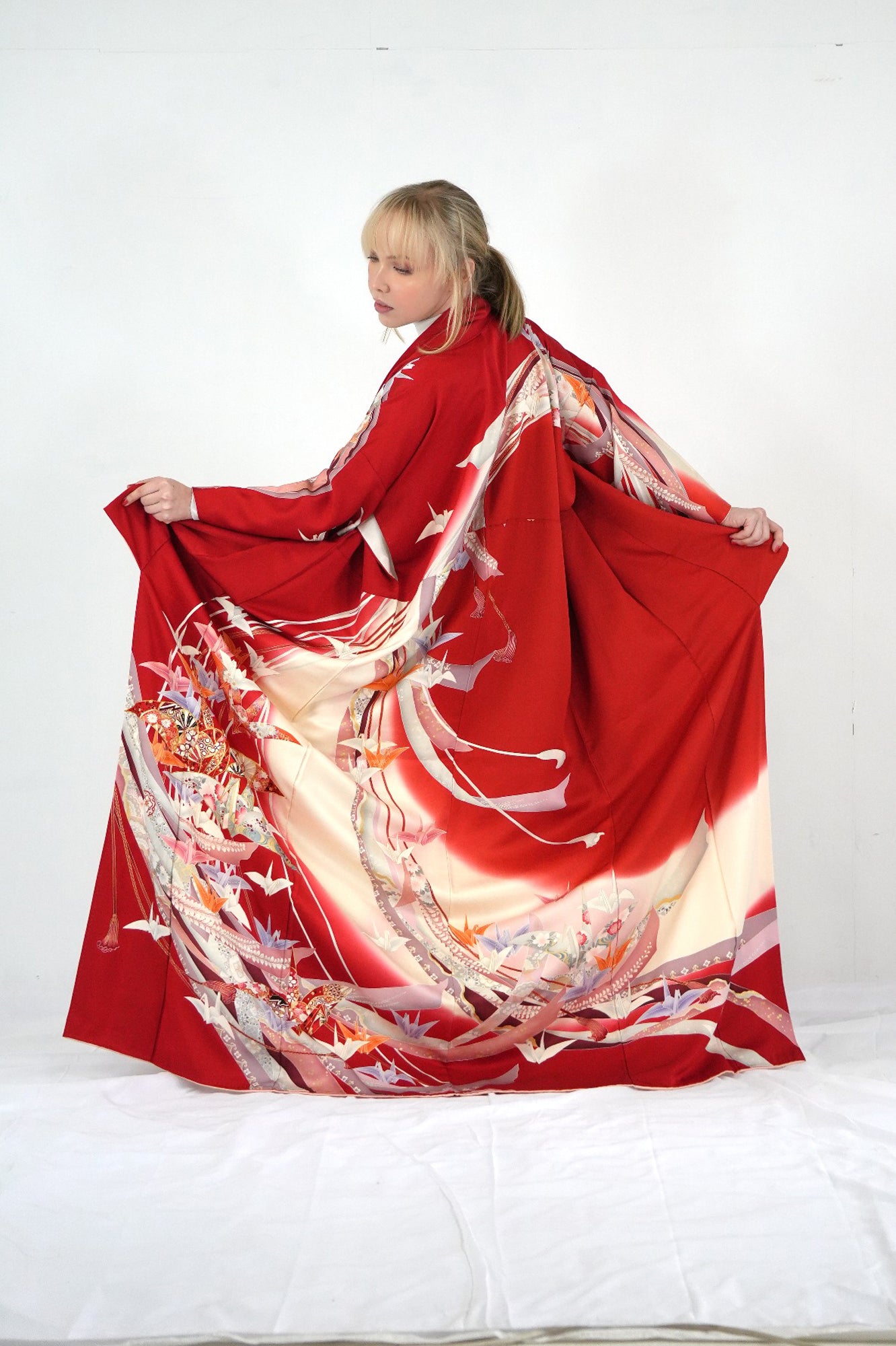 Redefining the Vintage Furisode Collection "oriduru, FRI014"