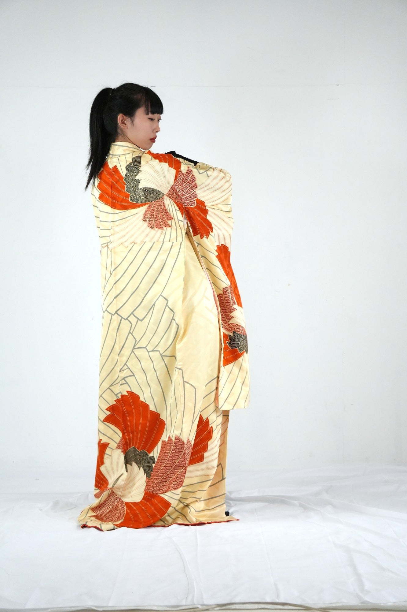 Redefining the Vintage Furisode Collection "FRI015"